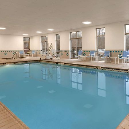 Embassy Suites Newark - Wilmington/South Dış mekan fotoğraf