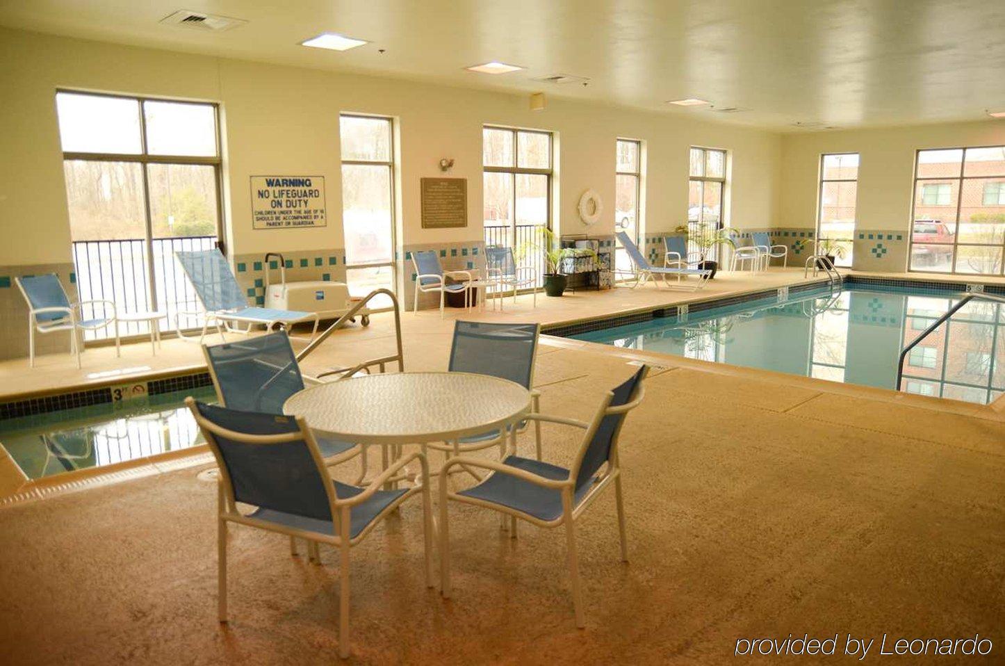 Embassy Suites Newark - Wilmington/South Dış mekan fotoğraf