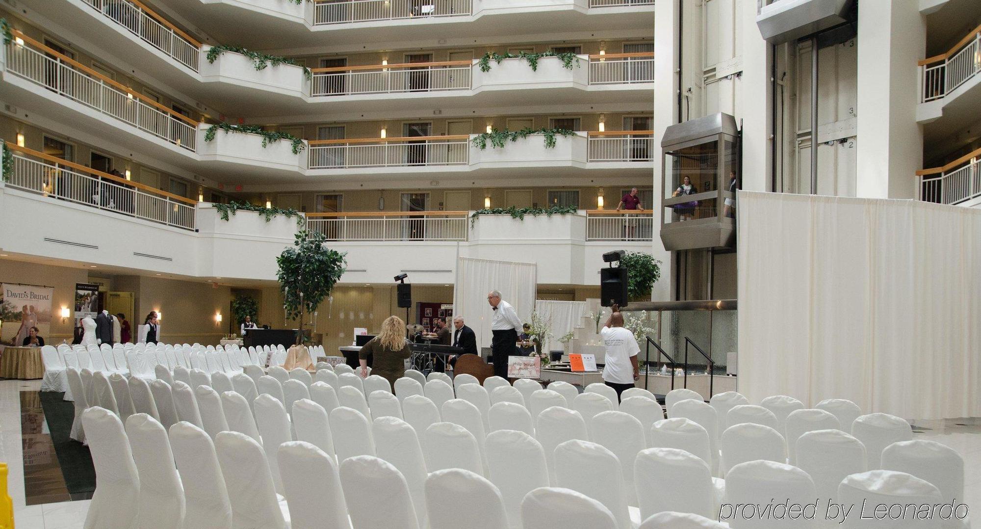 Embassy Suites Newark - Wilmington/South Dış mekan fotoğraf