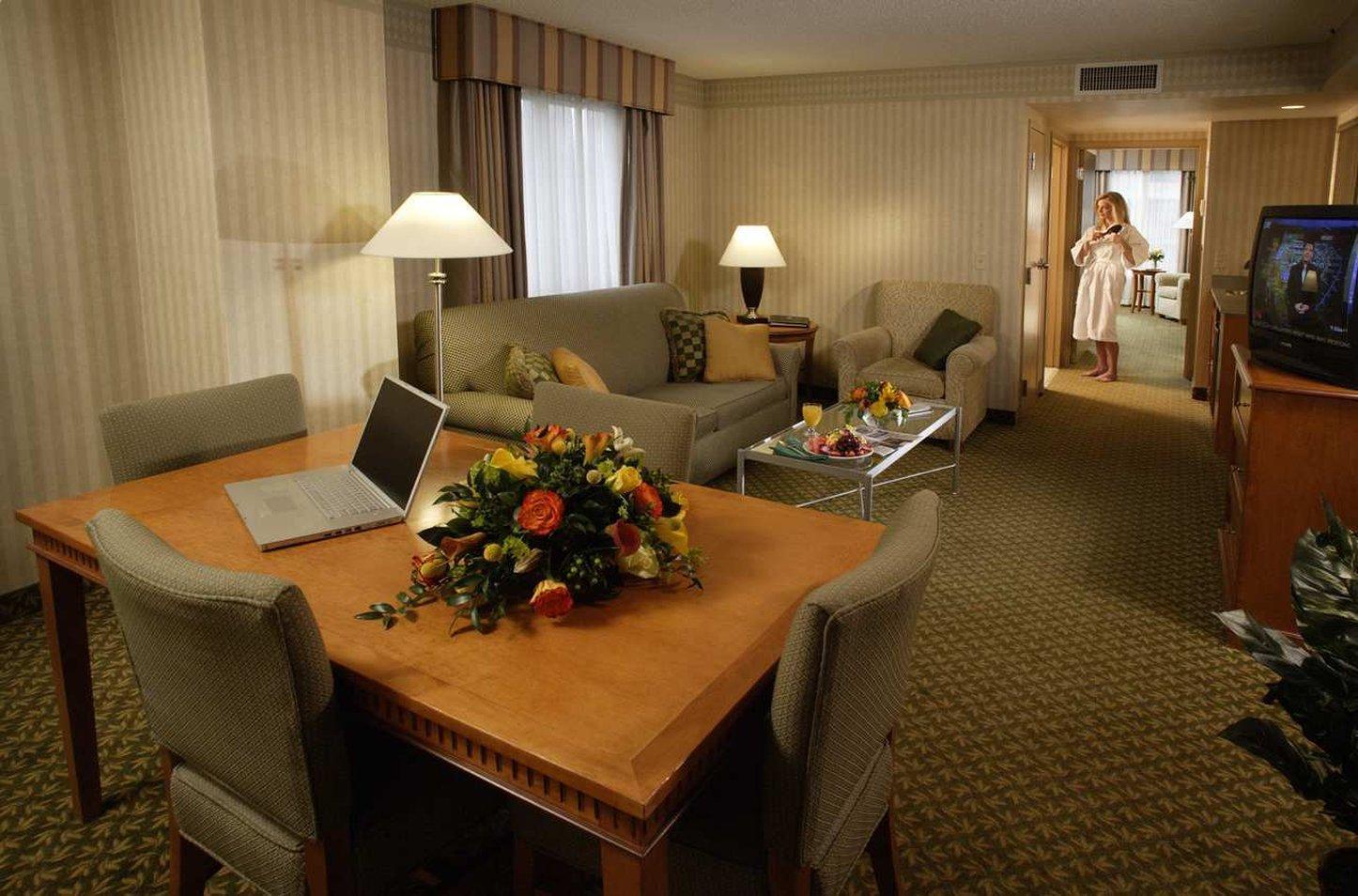 Embassy Suites Newark - Wilmington/South Dış mekan fotoğraf