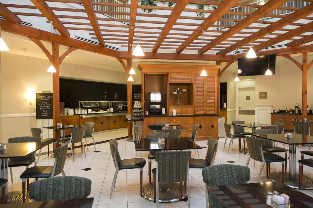 Embassy Suites Newark - Wilmington/South Dış mekan fotoğraf